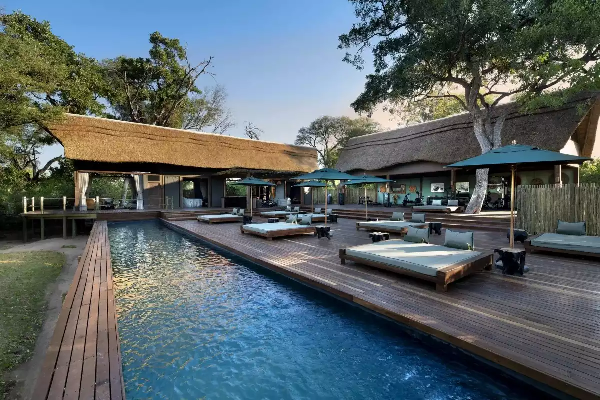 10 Day Botswana To Zambia Luxury Safari