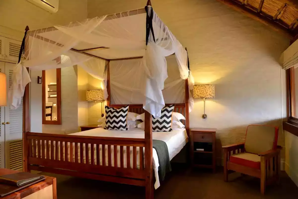 8 Day Victoria Falls And Mauritius Combo