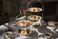 Deserts and coffee on a honeymoon safari in Africa