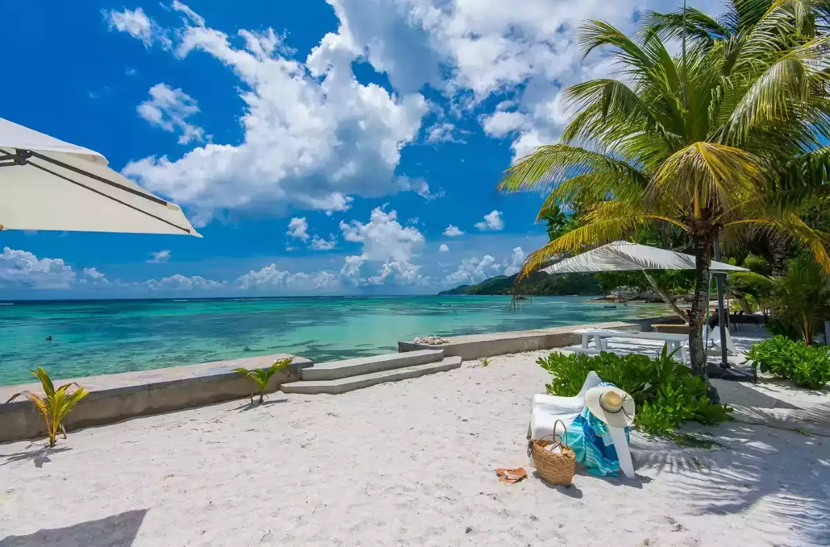 4 Day La Digue Getaway